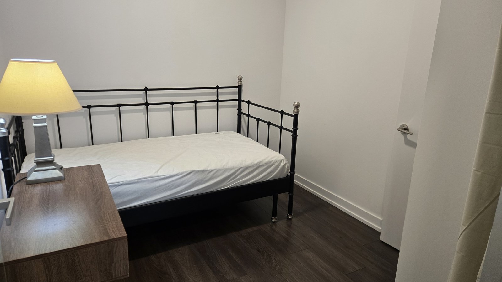 150 Logan Avenue - Photo 2