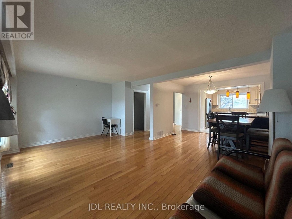 135 CORINTHIAN BLVD BOULEVARD - Photo 5