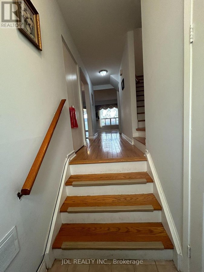135 CORINTHIAN BLVD BOULEVARD - Photo 8