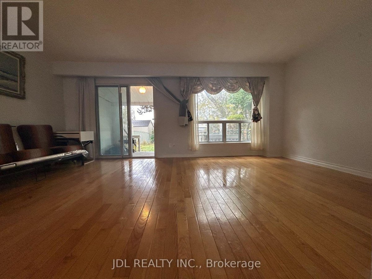 135 CORINTHIAN BLVD BOULEVARD - Photo 21