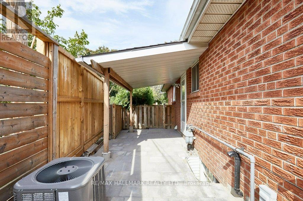 LOWER - 36 FARLEY CRESCENT - Photo 14