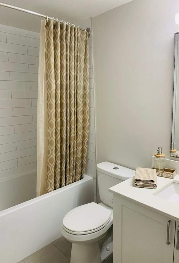 Duplex Avenue - Photo 3