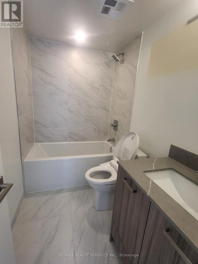 BLOCK D - UNIT 130 - 75 CURLEW DRIVE - Photo 6