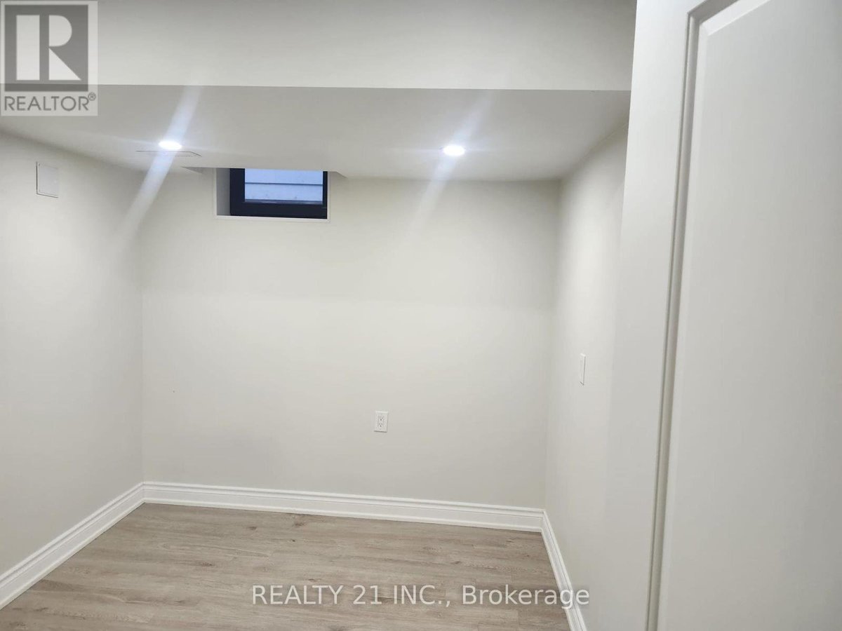 BASEMENT UNIT - 98 PRESTON STREET - Photo 10