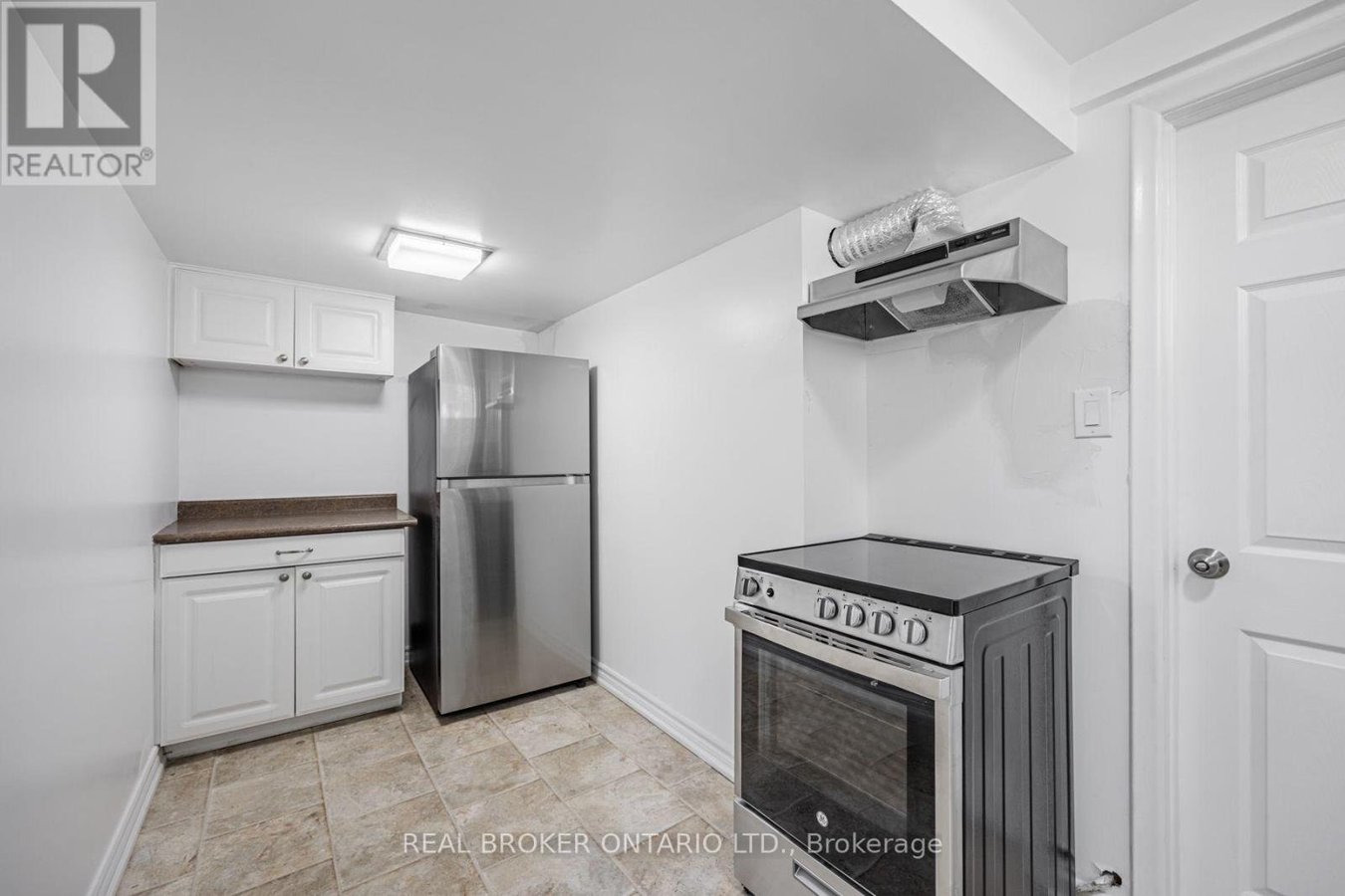 BSMT - 18 SHROPSHIRE DRIVE - Photo 6