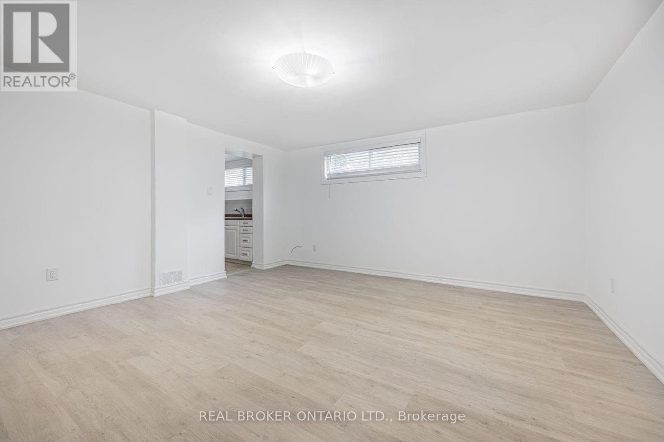 BSMT - 18 SHROPSHIRE DRIVE - Photo 11