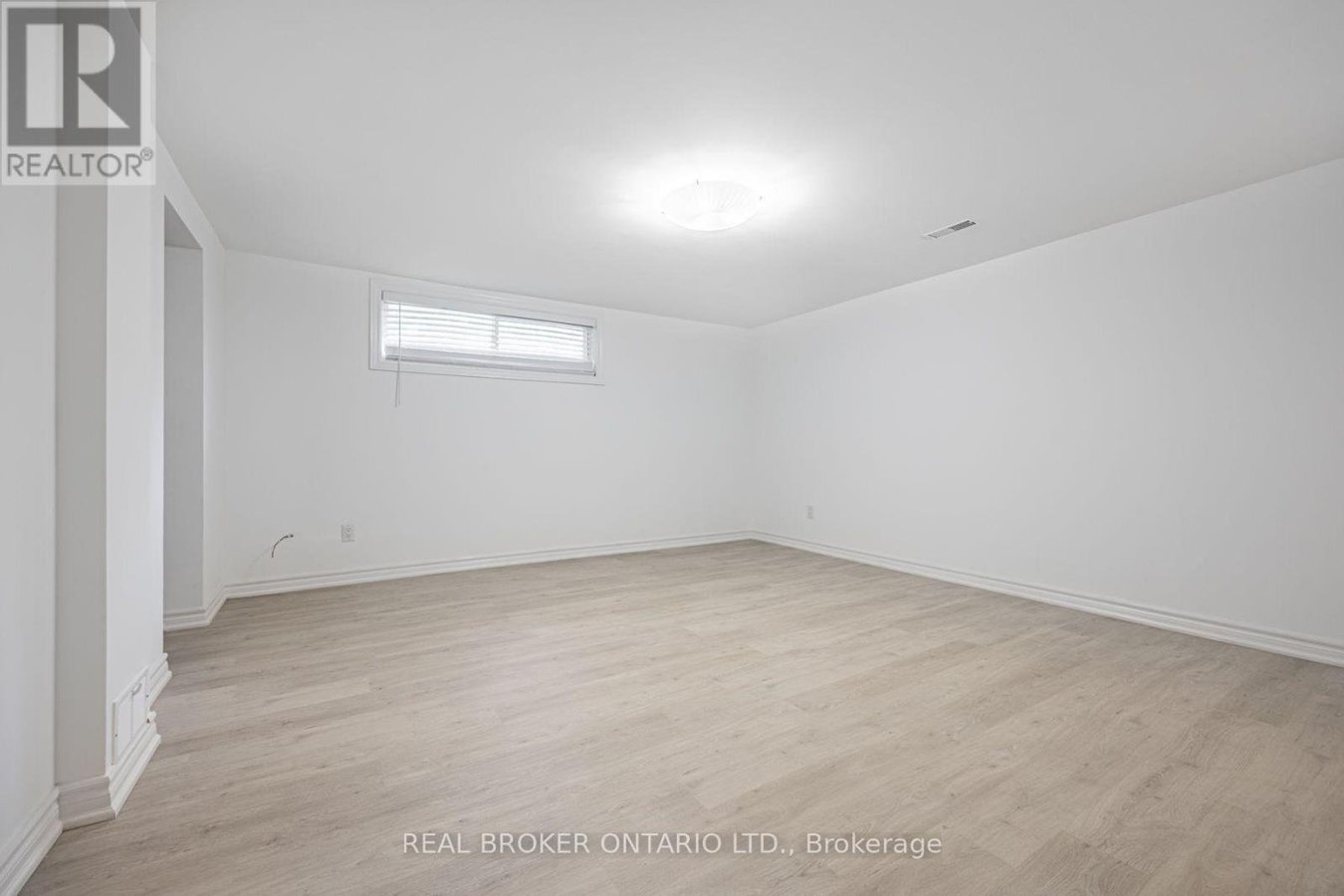 BSMT - 18 SHROPSHIRE DRIVE - Photo 12