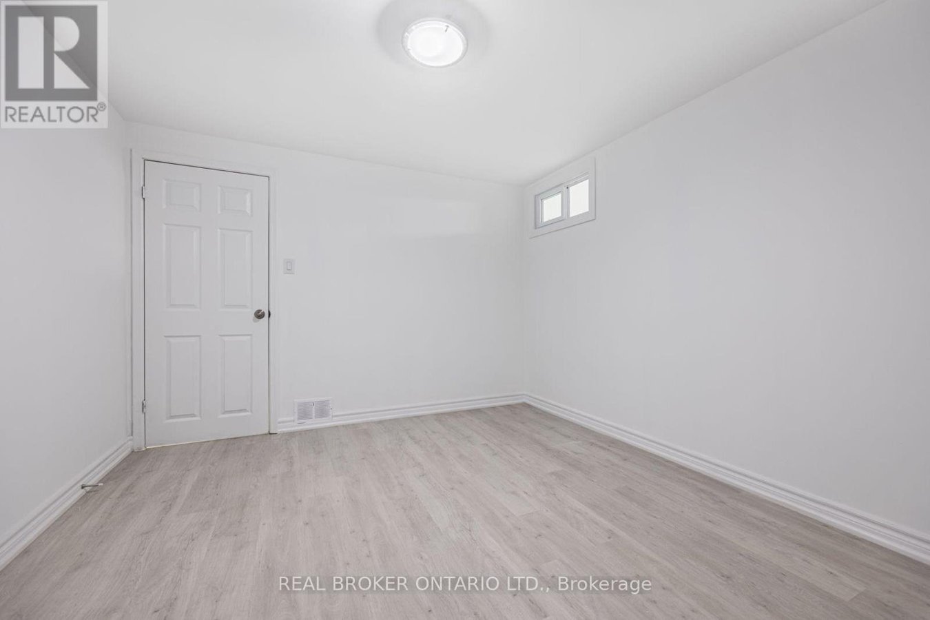 BSMT - 18 SHROPSHIRE DRIVE - Photo 15