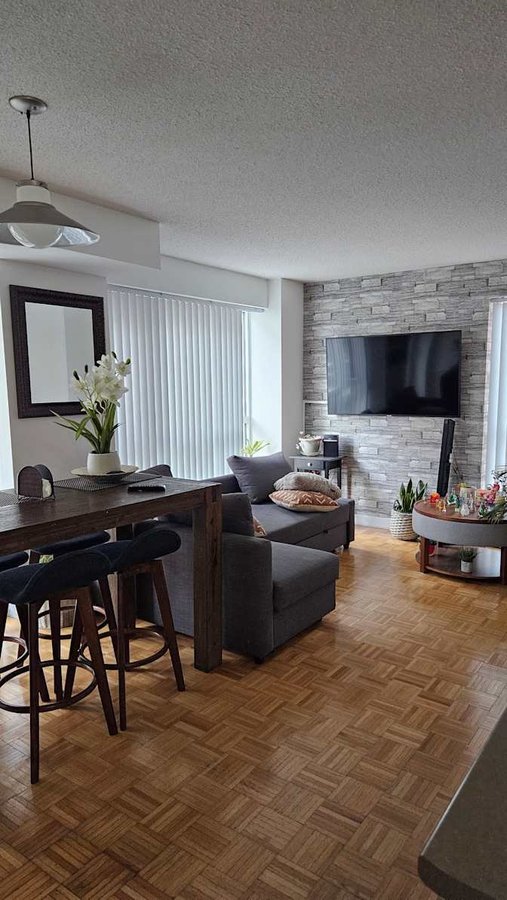 Lower Ossington Avenue - Photo 4