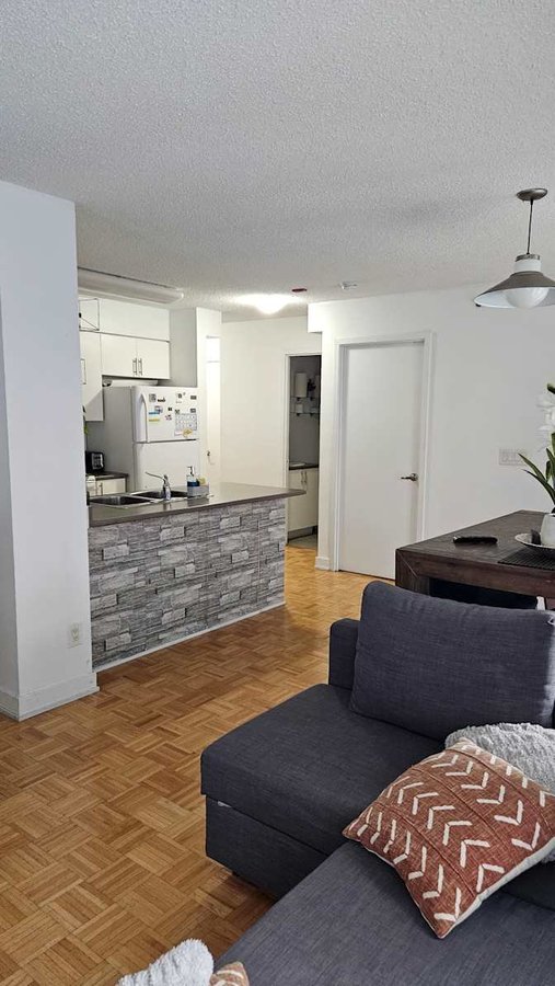 Lower Ossington Avenue - Photo 5