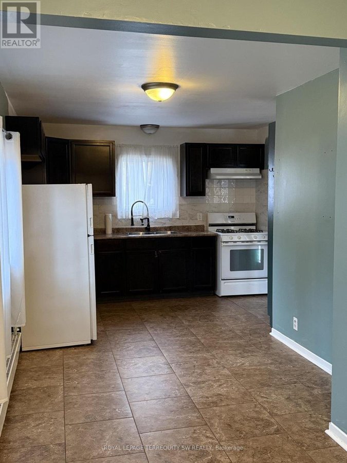 MAIN - 61 CEDAR DRIVE - Photo 2