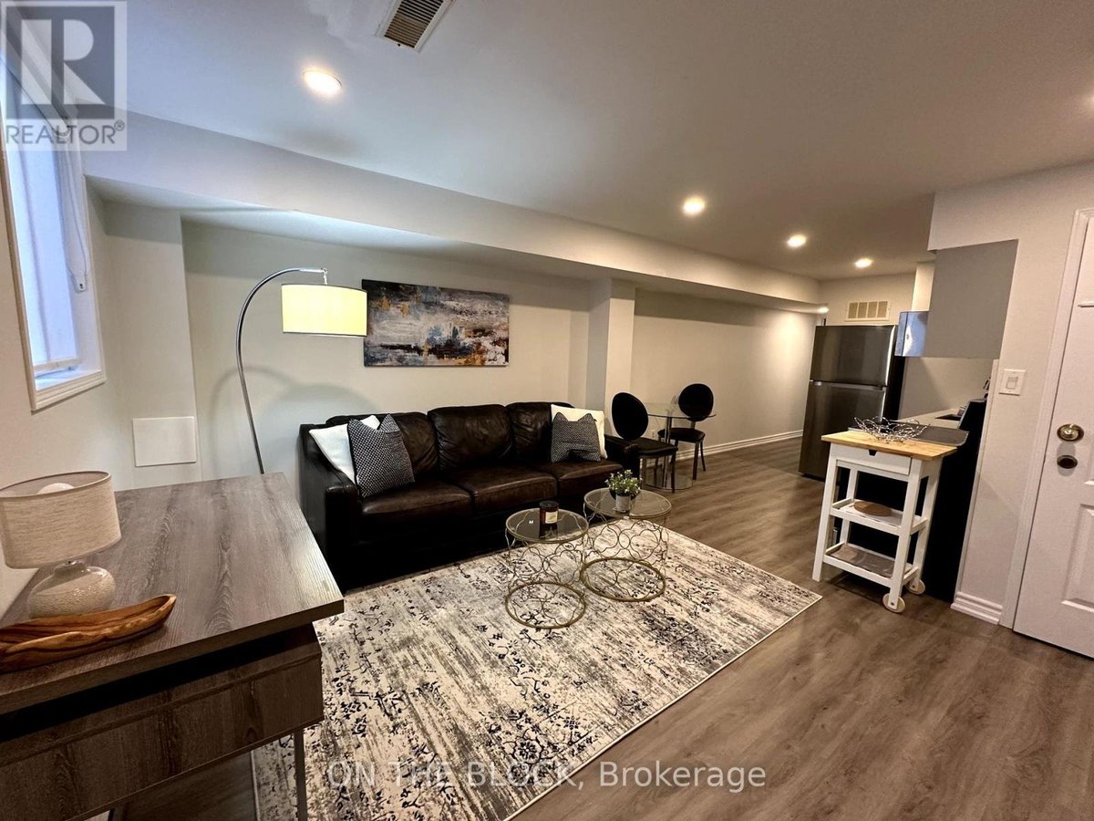 BSMT - 49 LESLIE STREET - Photo 5