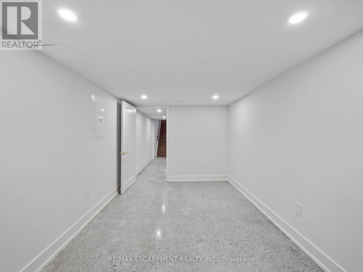 4 - 46 O'HARA AVENUE - Photo 6