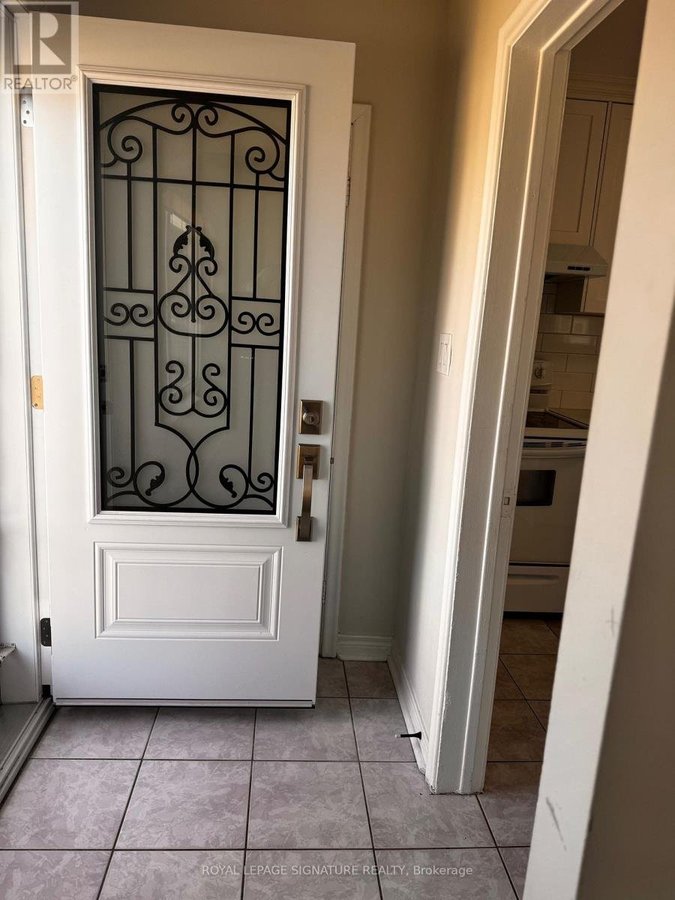 MAIN - 103 RANSTONE GARDENS - Photo 2