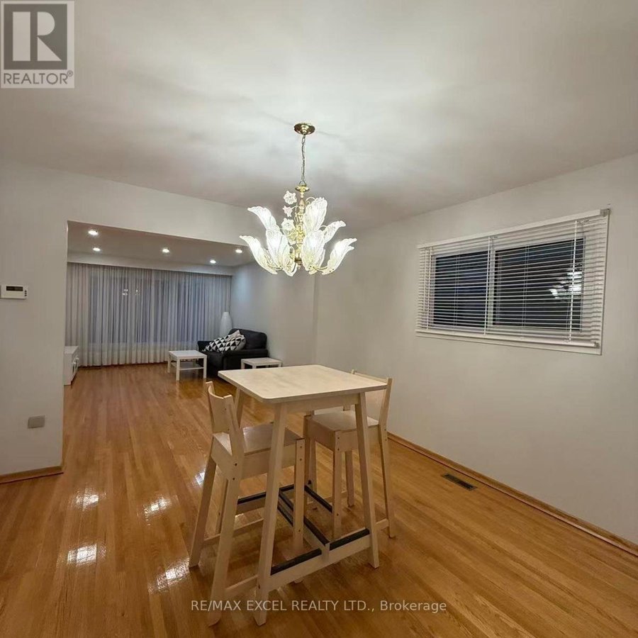 UPPER - 63 HORNSHILL DRIVE - Photo 4