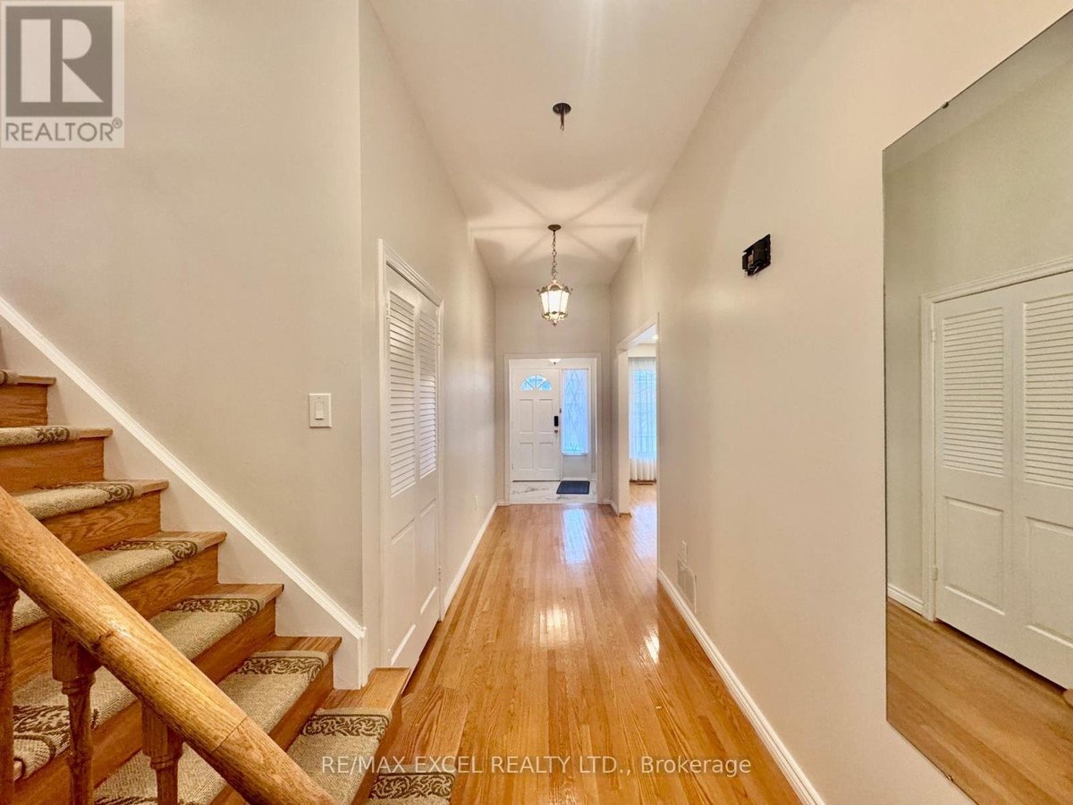 UPPER - 63 HORNSHILL DRIVE - Photo 5