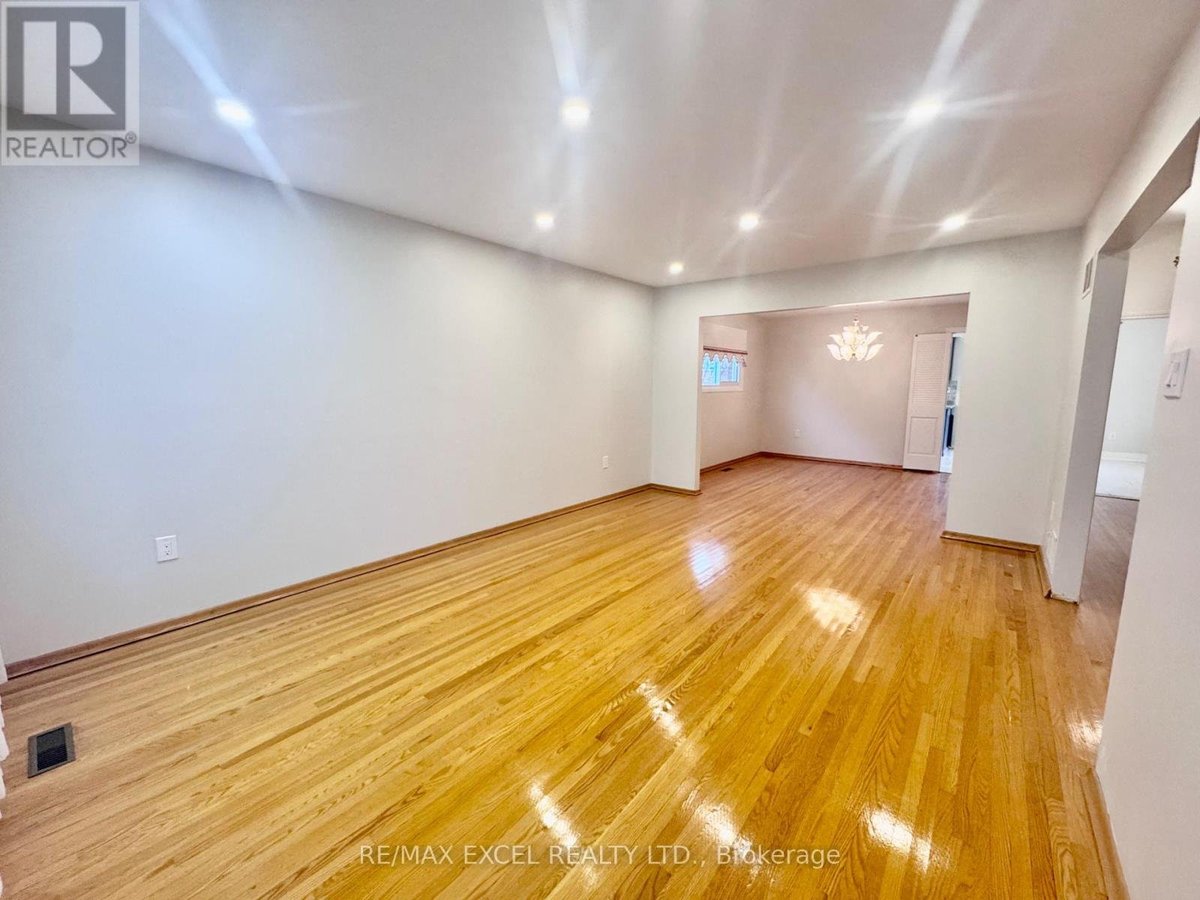 UPPER - 63 HORNSHILL DRIVE - Photo 8