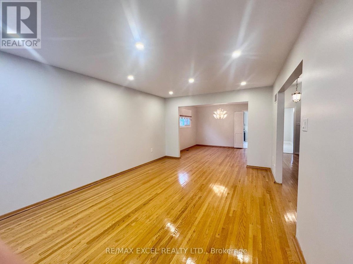 UPPER - 63 HORNSHILL DRIVE - Photo 9