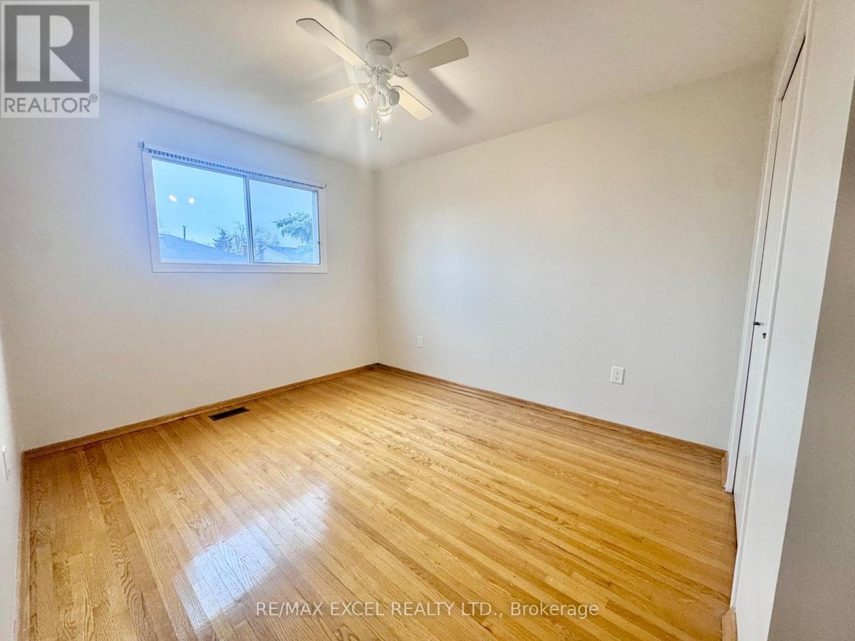 UPPER - 63 HORNSHILL DRIVE - Photo 15