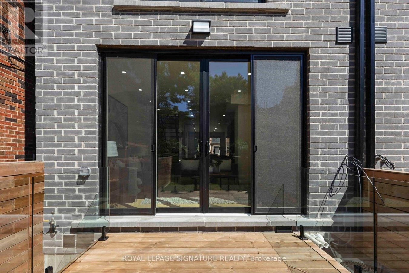 UPPER - 43A CUMMINGS STREET - Photo 39