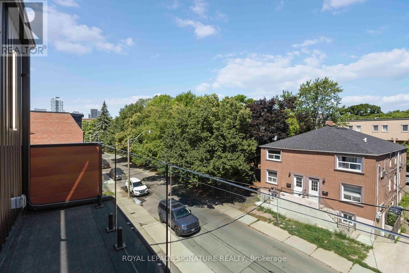 FURNISHED UPPER - 43A CUMMINGS STREET - Photo 37
