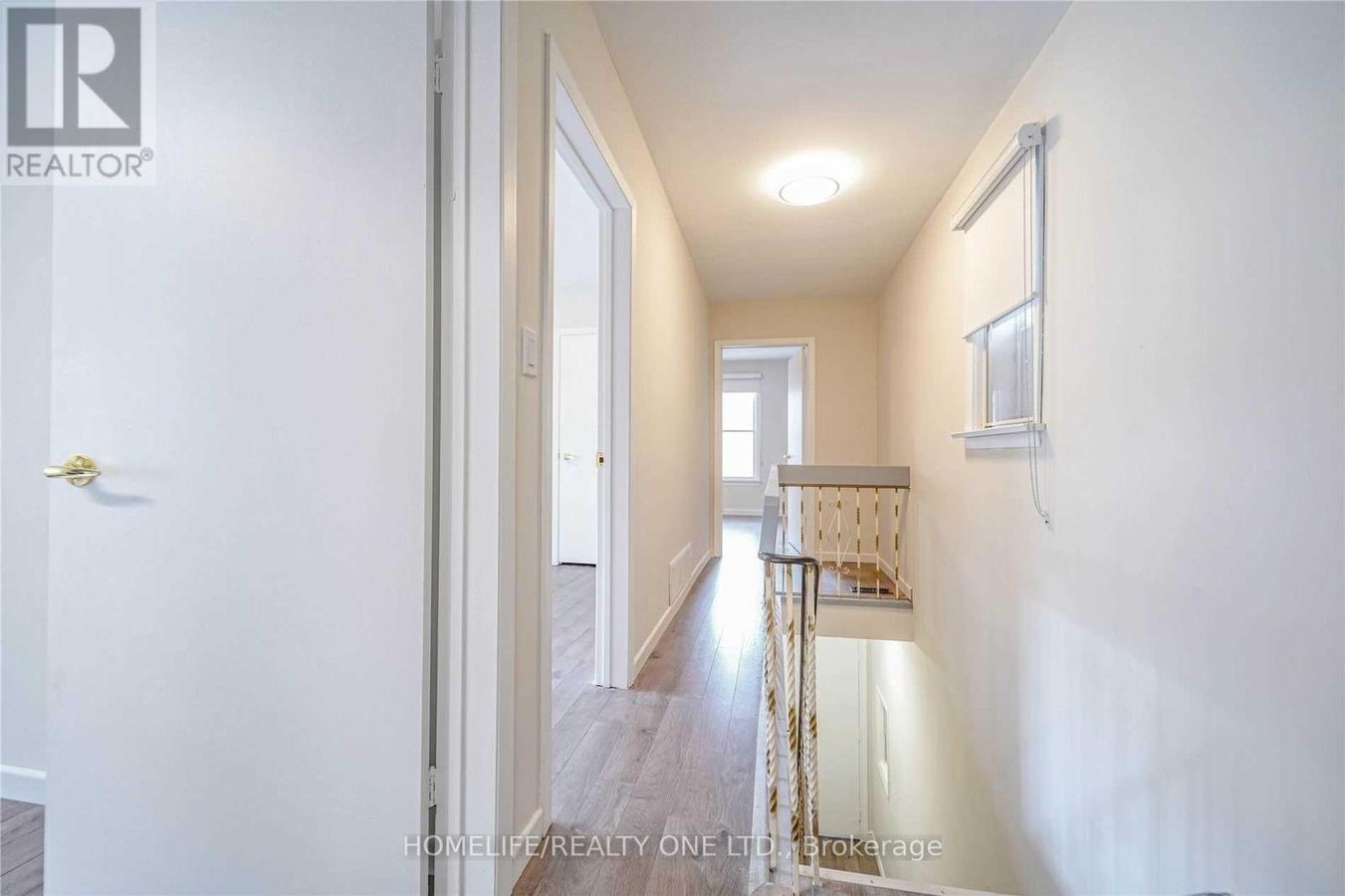 UPPER - 104 BENSON AVENUE - Photo 8