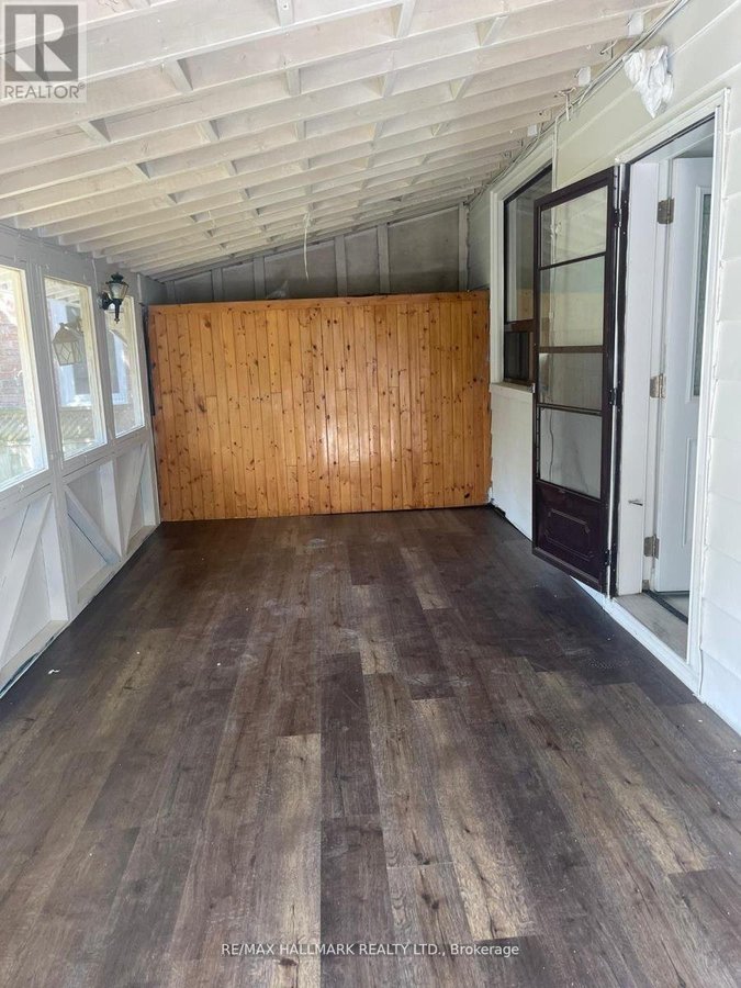 209 PLEASANT AVENUE - Photo 4