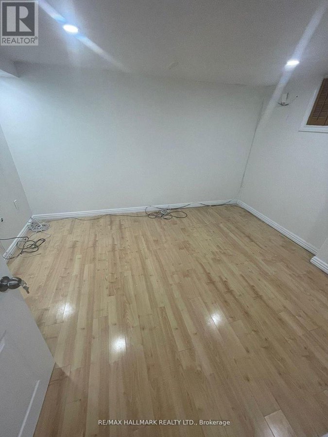 209 PLEASANT AVENUE - Photo 10