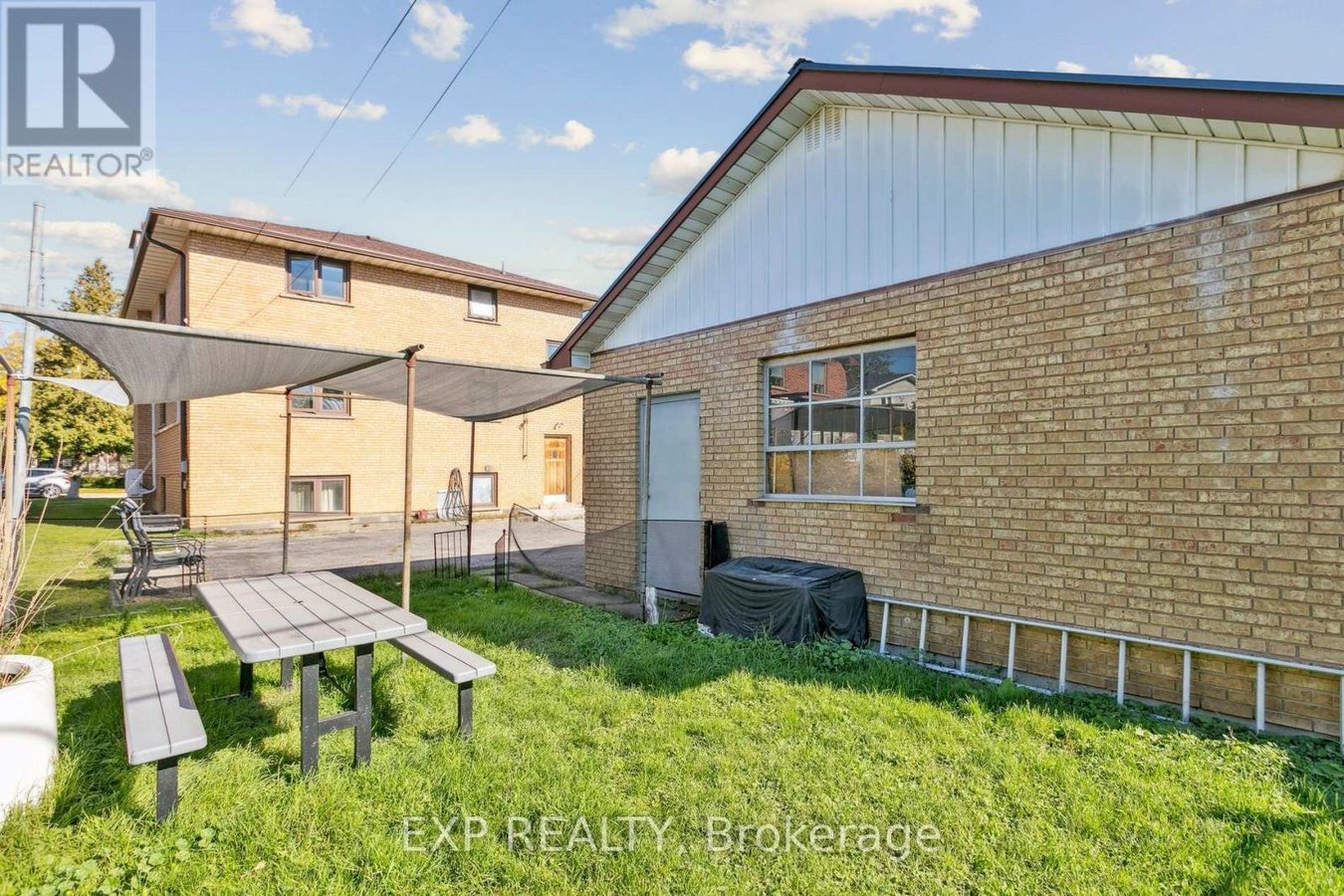 2ND LEVEL - 15 CARNATION AVENUE - Photo 33