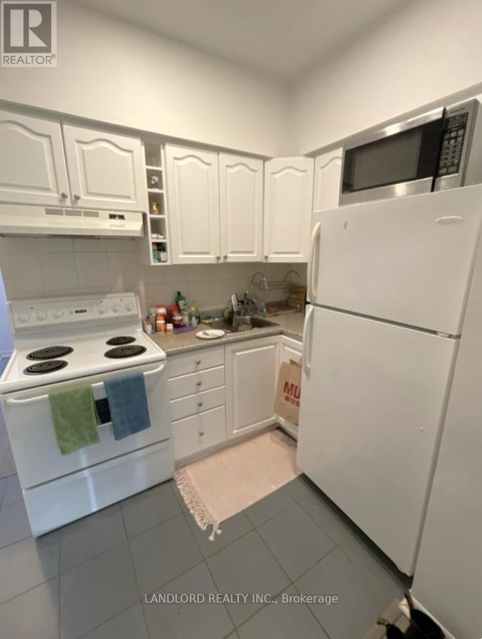 MAIN - 130 BALDWIN STREET - Photo 1