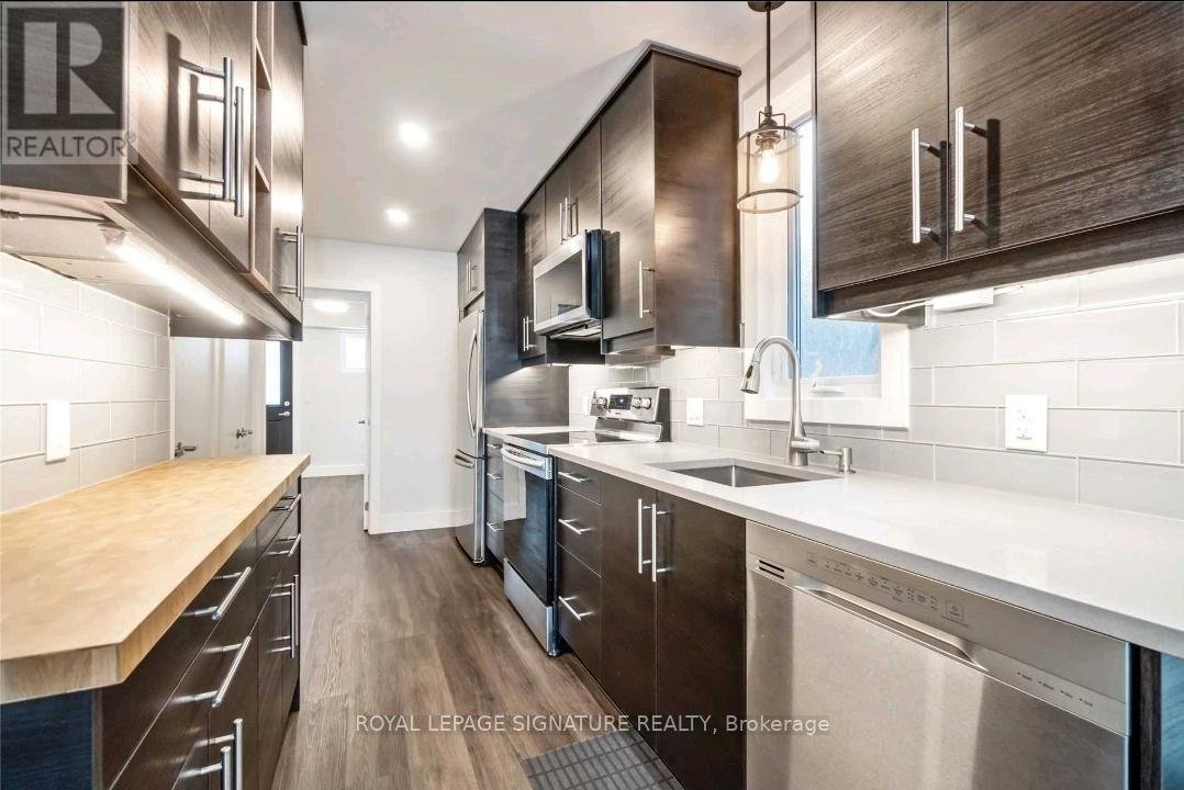 UPPER - 532 RICHMOND STREET W - Photo 3