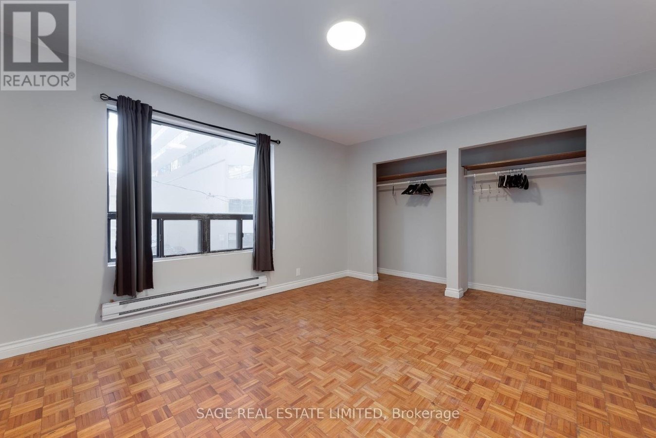 UPPER - 586 RICHMOND STREET W - Photo 11