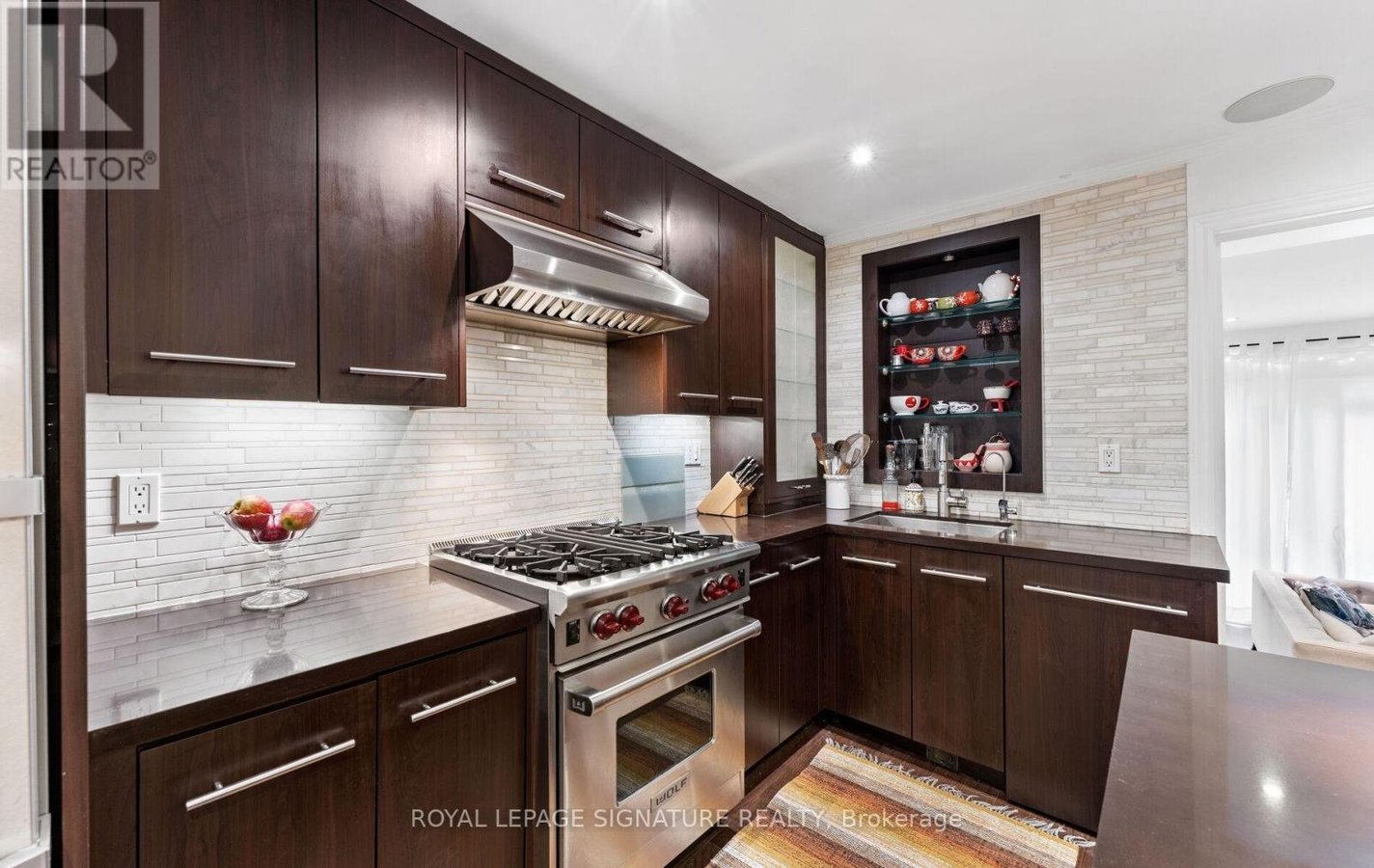 24 MANN AVENUE - Photo 16