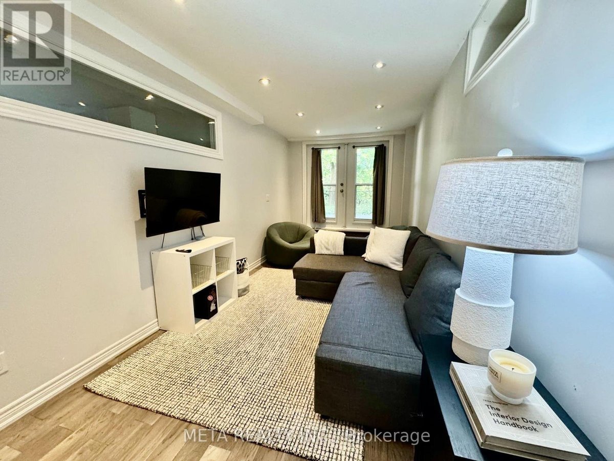 103 KENNEDY AVENUE - Photo 31