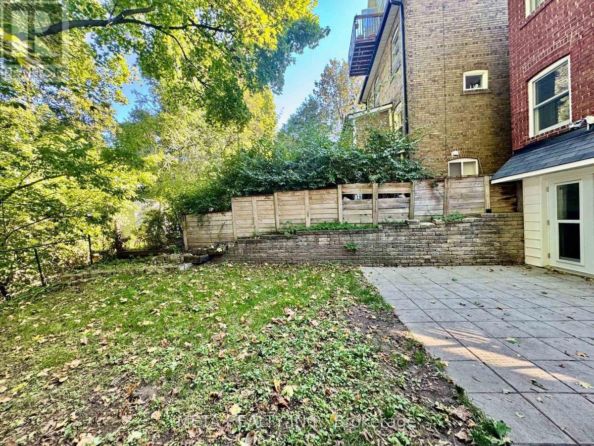 103 KENNEDY AVENUE - Photo 38