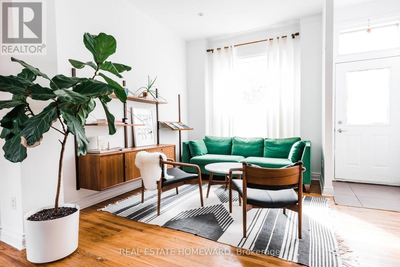 77 CLAREMONT STREET - Photo 2