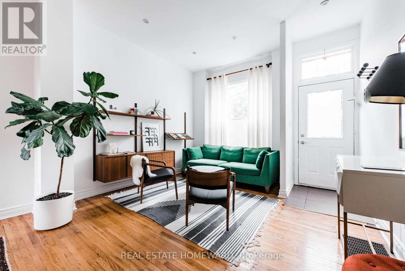 77 CLAREMONT STREET - Photo 4