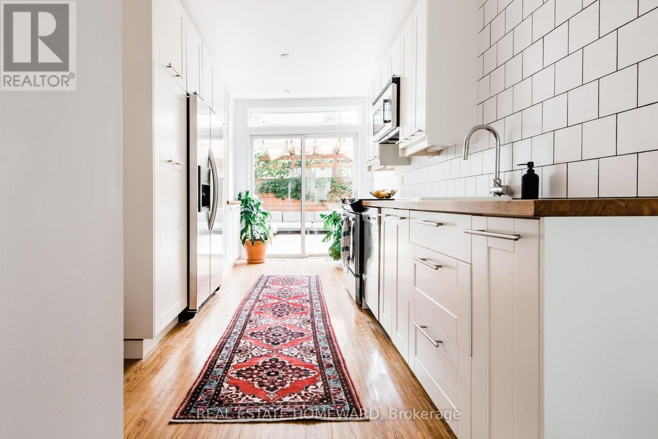 77 CLAREMONT STREET - Photo 24