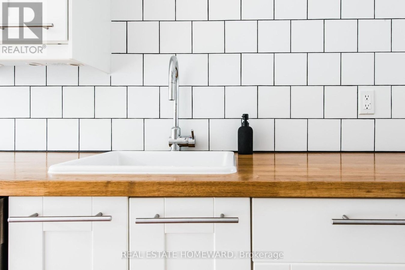 77 CLAREMONT STREET - Photo 26