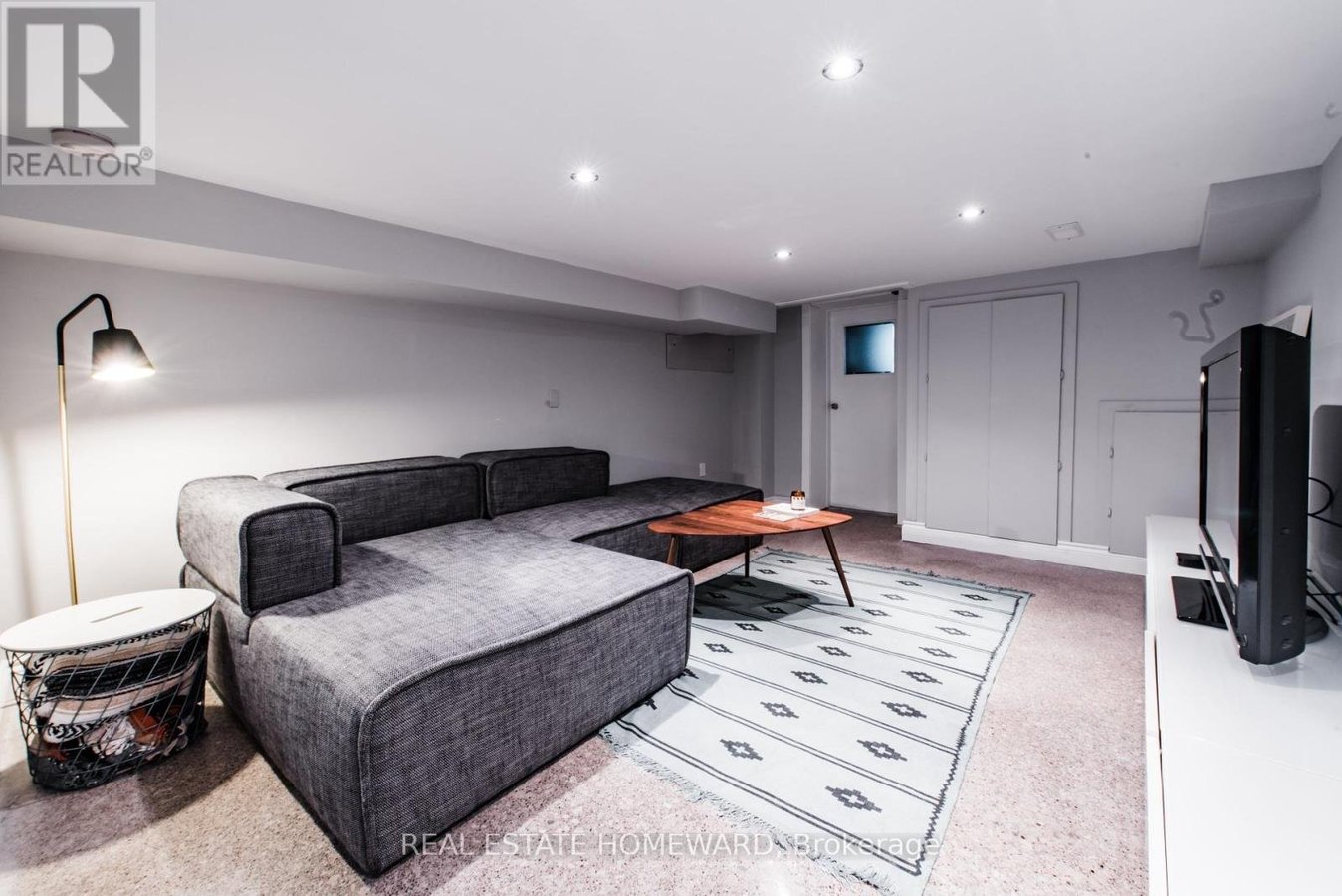 77 CLAREMONT STREET - Photo 39