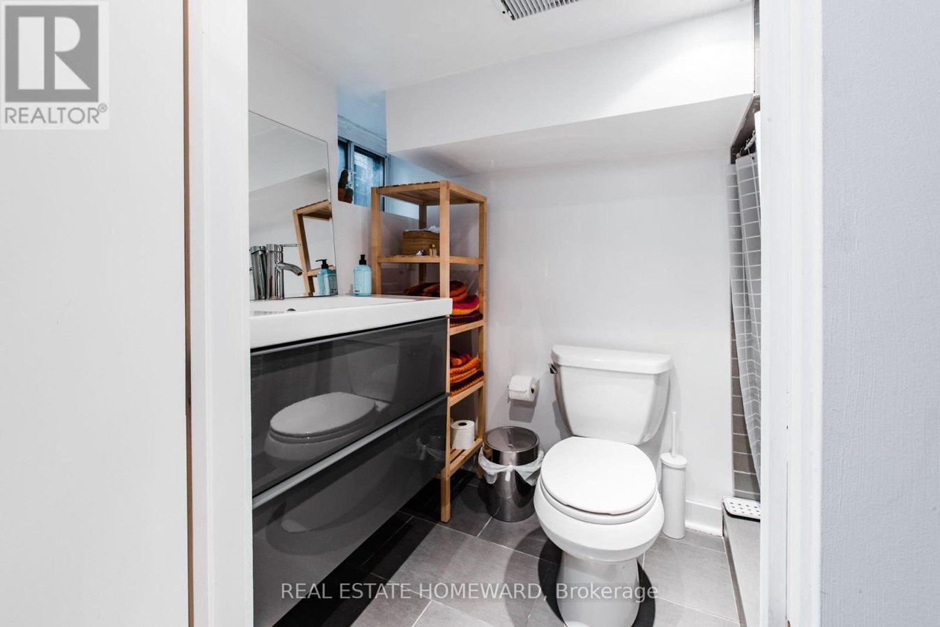 77 CLAREMONT STREET - Photo 41