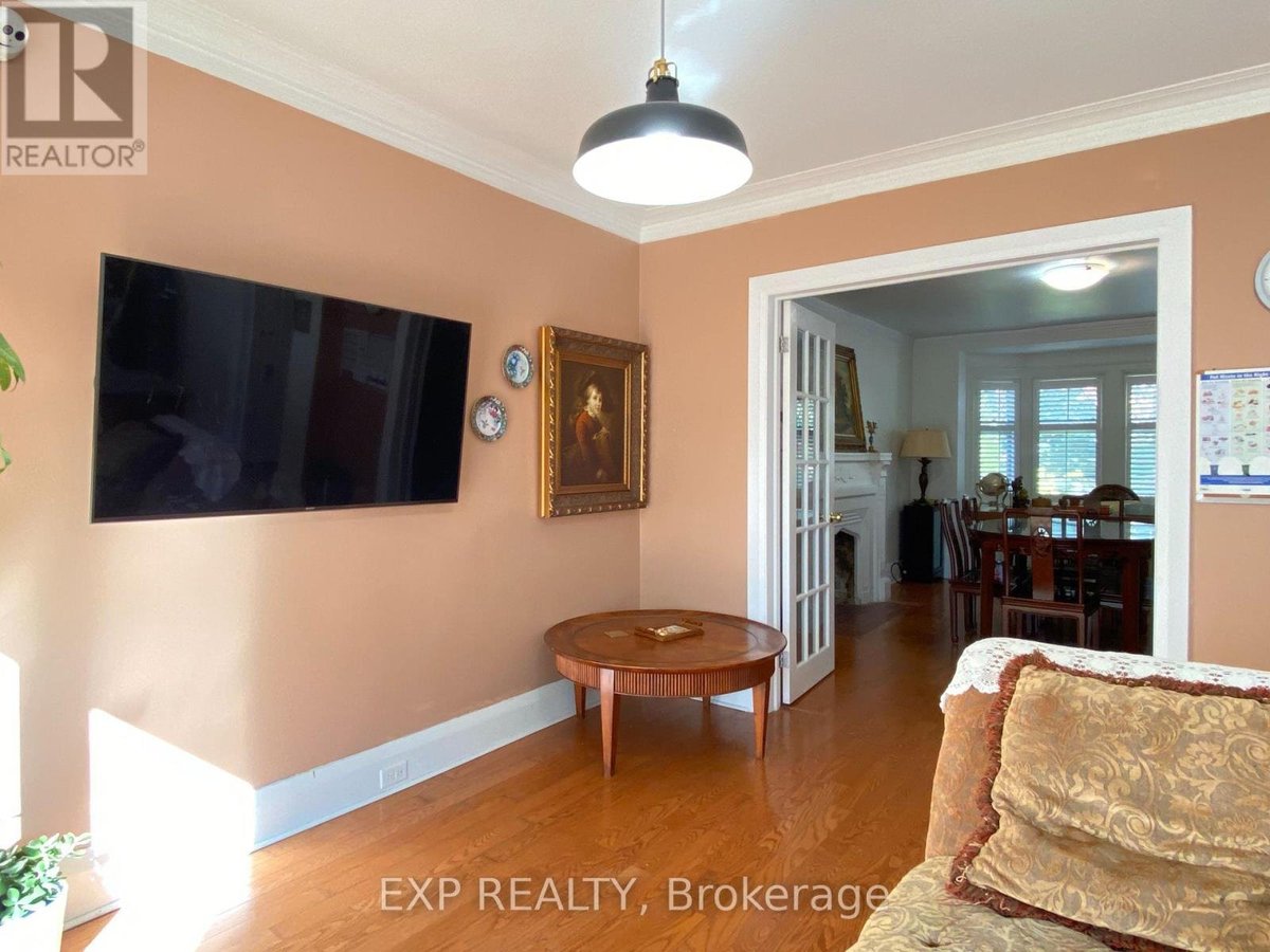 54 LATIMER AVENUE - Photo 9
