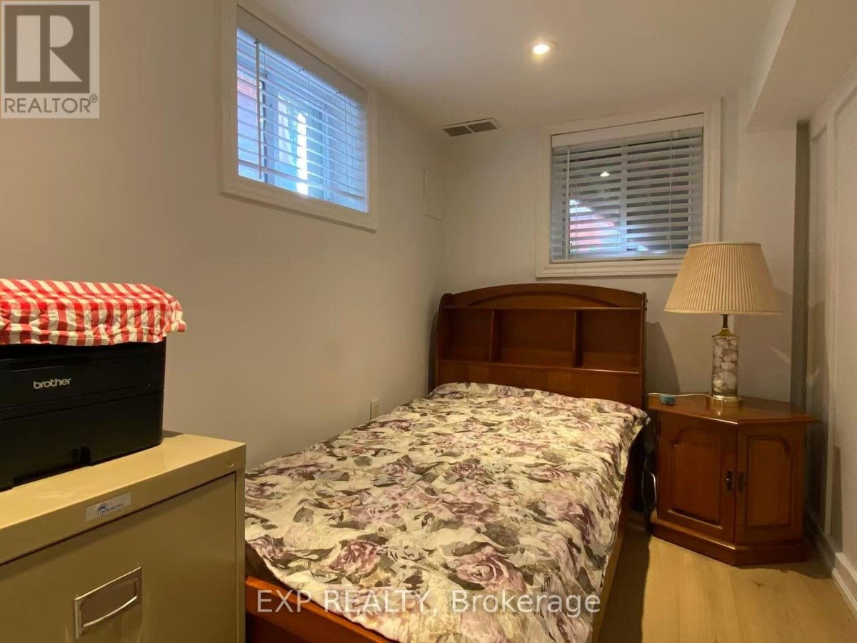 54 LATIMER AVENUE - Photo 25