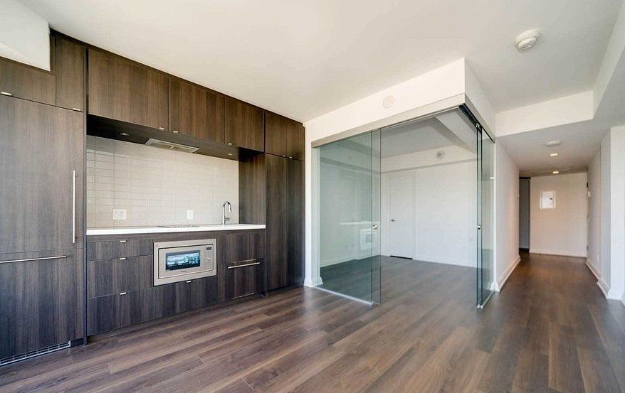 155 Yorkville Avenue - Photo 4