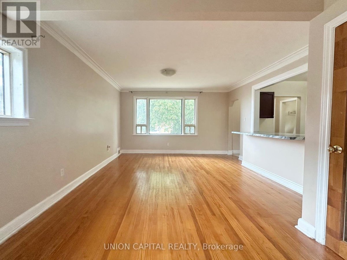 MAIN FLOOR - 1048 KENNEDY ROAD - Photo 9