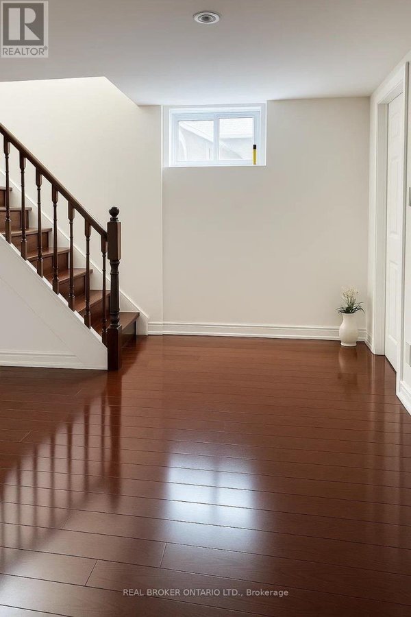 95 PORCHESTER DRIVE - Photo 10