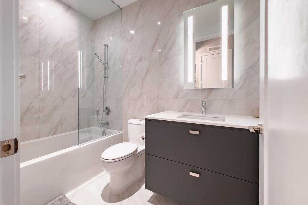470 Front Street West - Photo 7