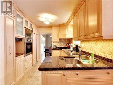 64 MILDENHALL ROAD - Photo 6