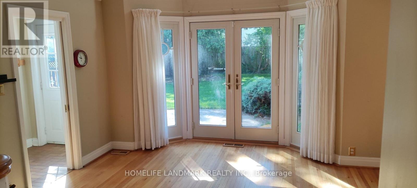 64 MILDENHALL ROAD - Photo 9