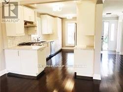 557 THE KINGSWAY - Photo 6